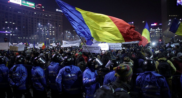Romanian Justice Minister announces resignation amid anti-government protests